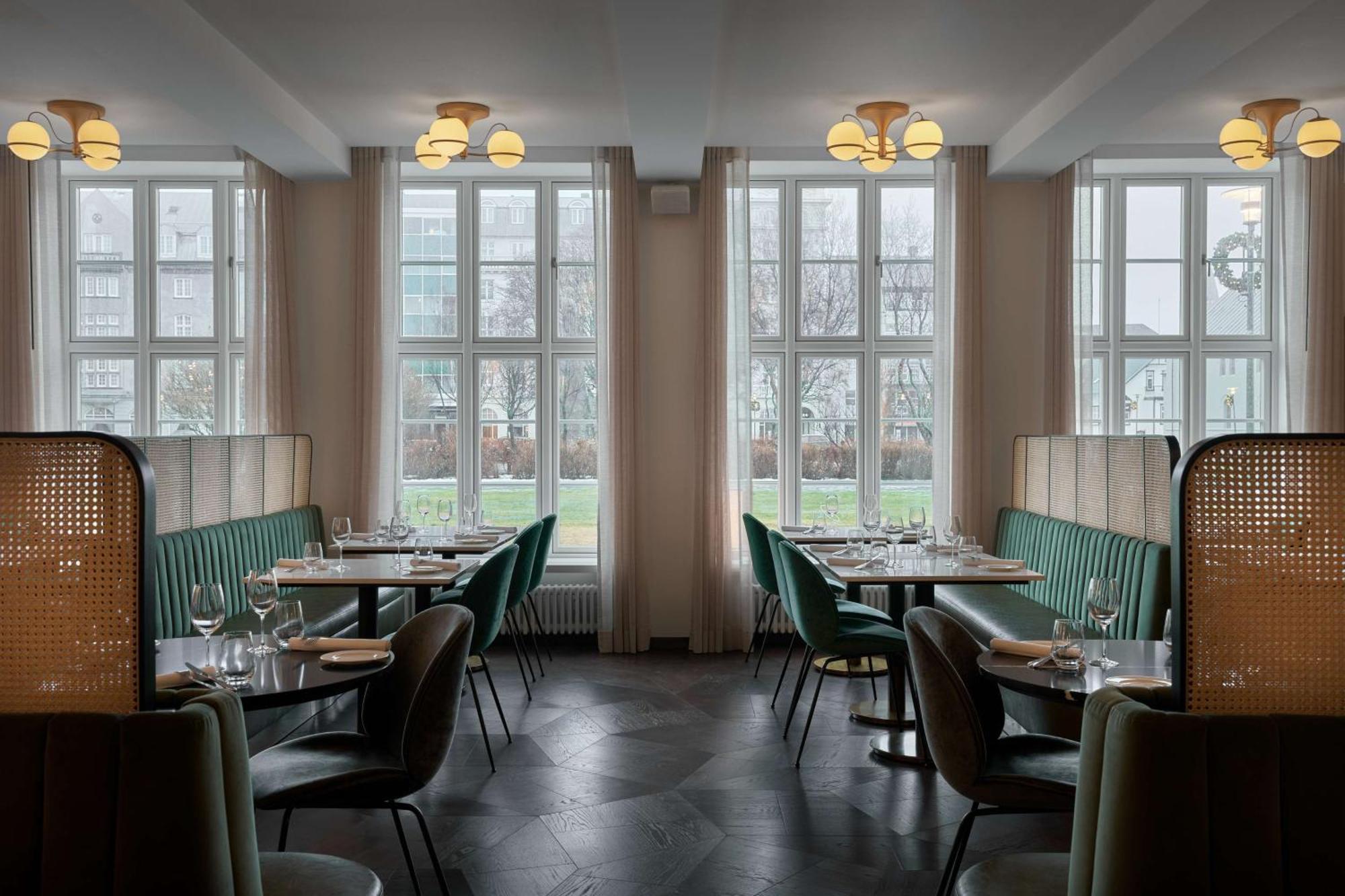 Iceland Parliament Hotel, Curio Collection By Hilton Reiquiavique