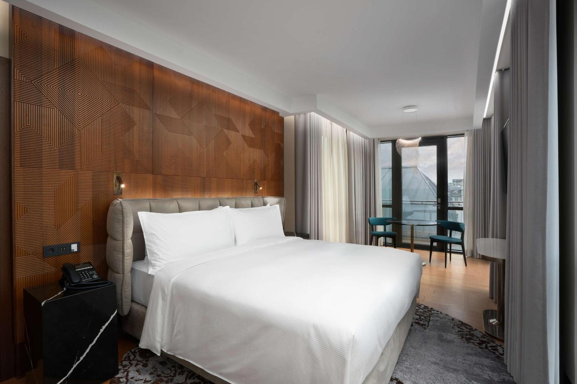 Iceland Parliament Hotel, Curio Collection By Hilton Reiquiavique