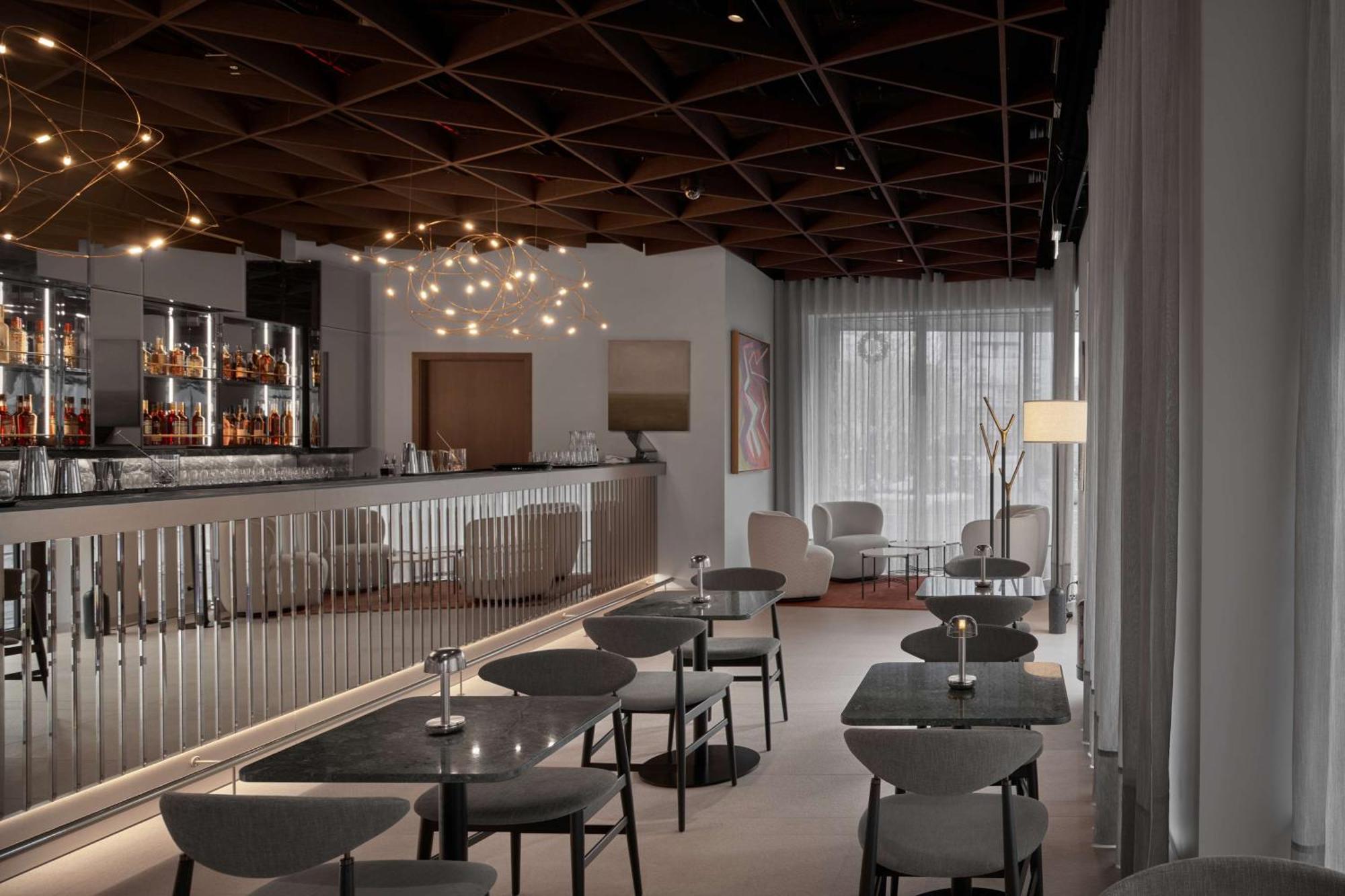 Iceland Parliament Hotel, Curio Collection By Hilton Hotel Reiquiavique